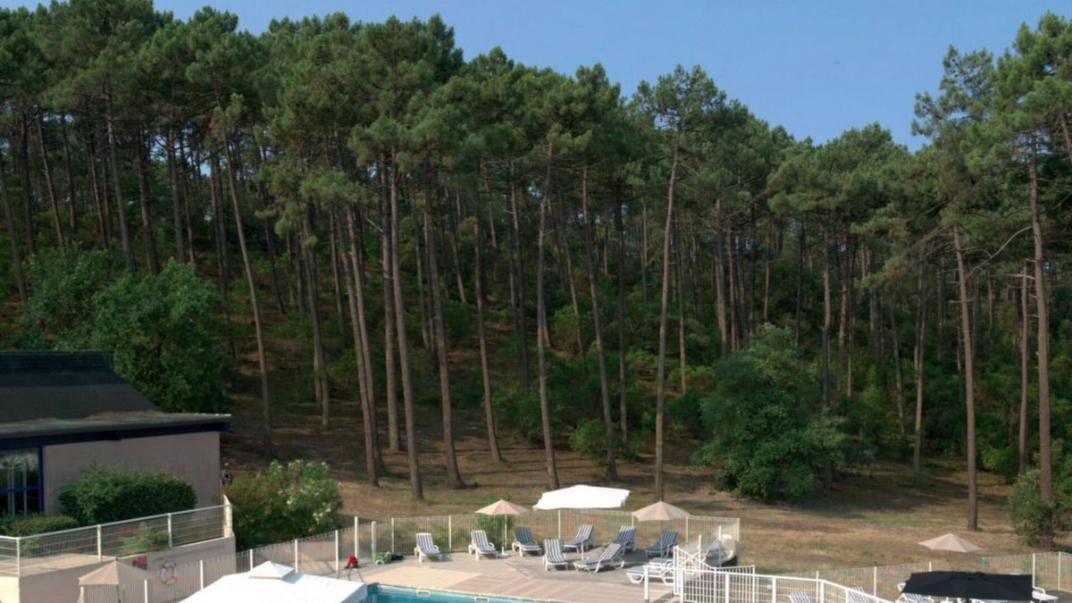 Maubuisson House | Les Cavales by Interhome