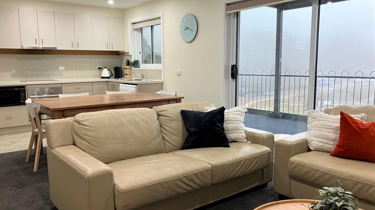 Falls Creek Apartment | Les Chalets 8 - Fantastic location