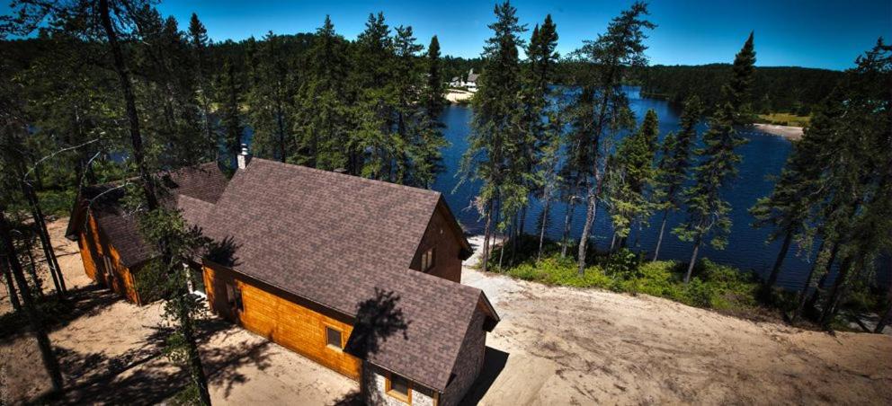Saint-Ludger-de-Milot Ski Chalet | Les Chalets du Lac Serein (Ludger)