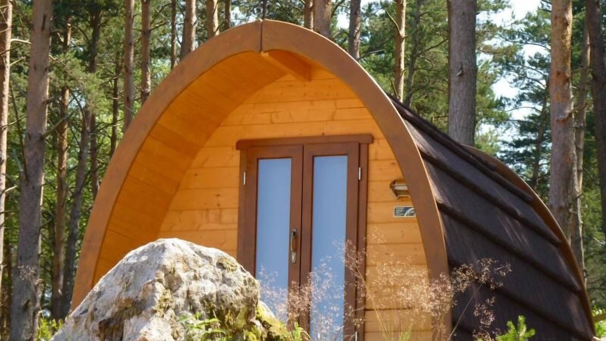 Usson-en-Forez Hotel | Les Chalets du Haut-Forez