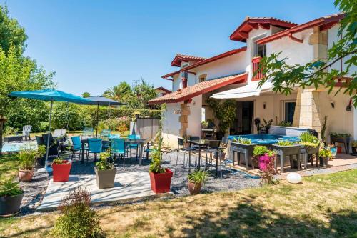 Ustaritz Bed & Breakfast | Les Chambres D'arrauntz - Ibaia
