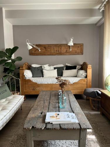 Albertville Bed & Breakfast | Les chambres de Pauline avec spa et climatisation parking moto garage vélo