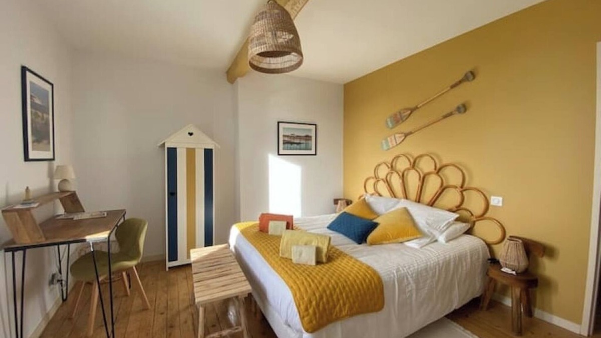 Sepx Bed & Breakfast | Les Chambres des 3 Chouettes - Aquitaine room