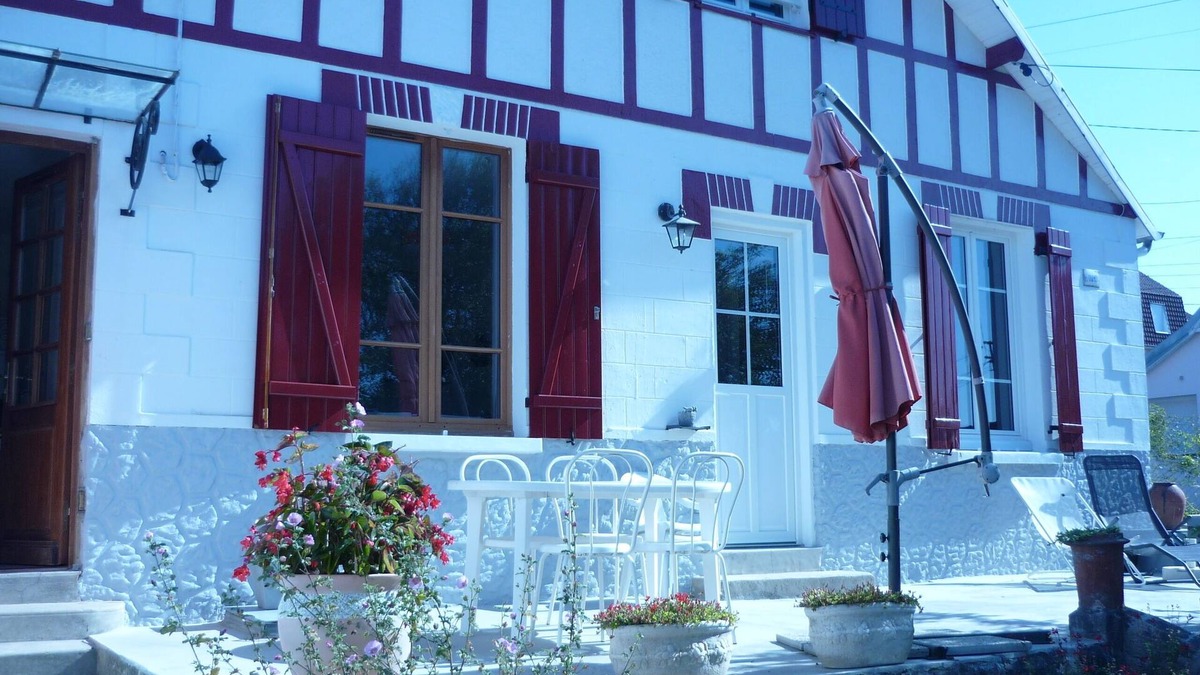 Mers-les-Bains House | Les charmettes, villa with garden and south-facing terrace