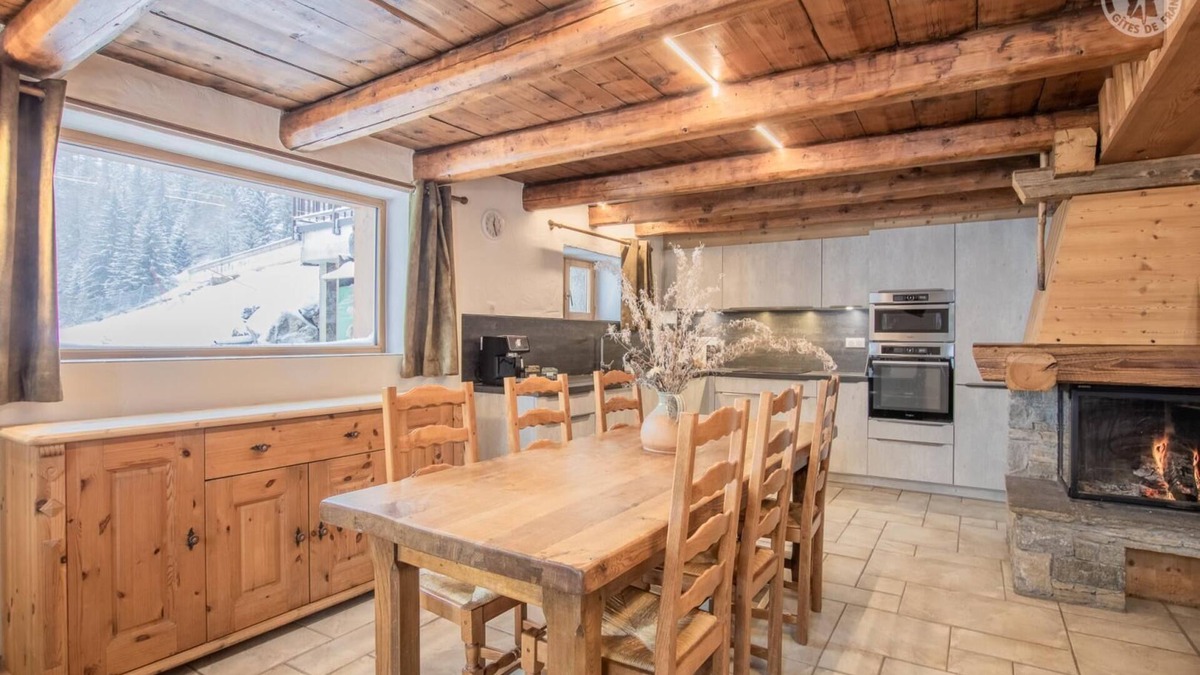 La Roche House | LES Corbassieres - LE Beuil