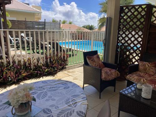 Manapany-les-Bains Apartment | Les Cormorans Manapany les Bains Studio Corail