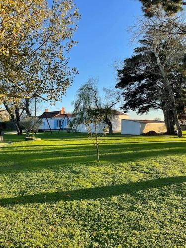 Beauvoir-sur-Mer House | LES CRISTELLES