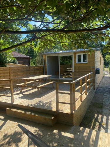 Montigny-sur-Loing Villa | Les Cygnes au bord du loing
