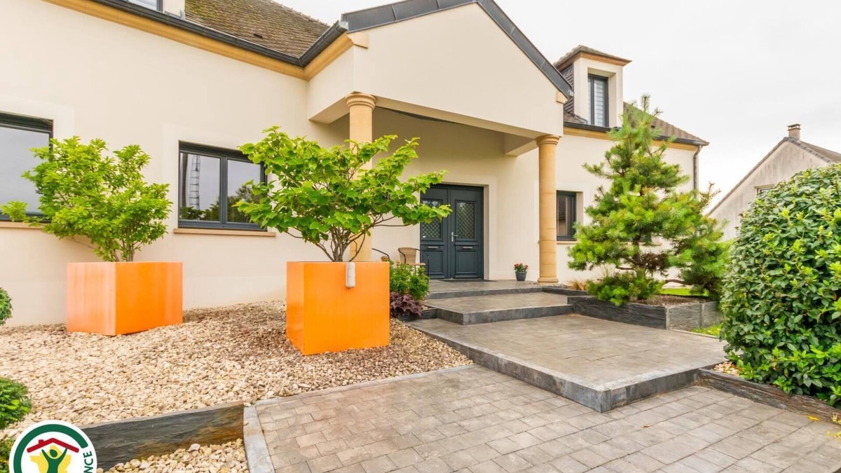 Courthiezy House | Les Deux Piliers - COURTHIEZY