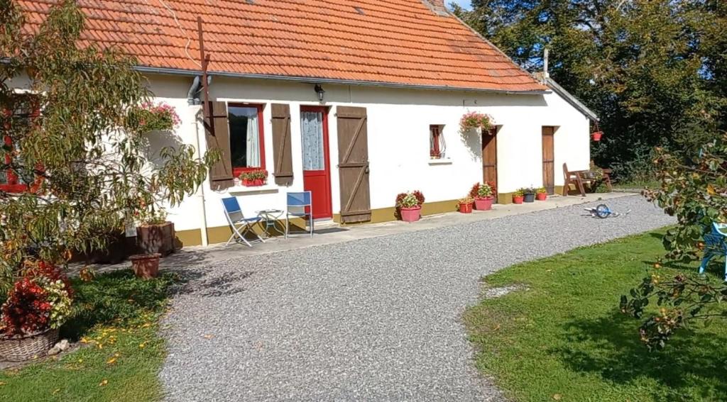 La Chatre-Langlin House | Les Deux Sapins