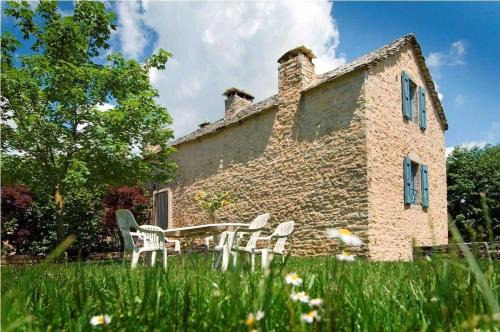 Saint-Georges-de-Levejac House | Les fayards 7 personnes du presbytere