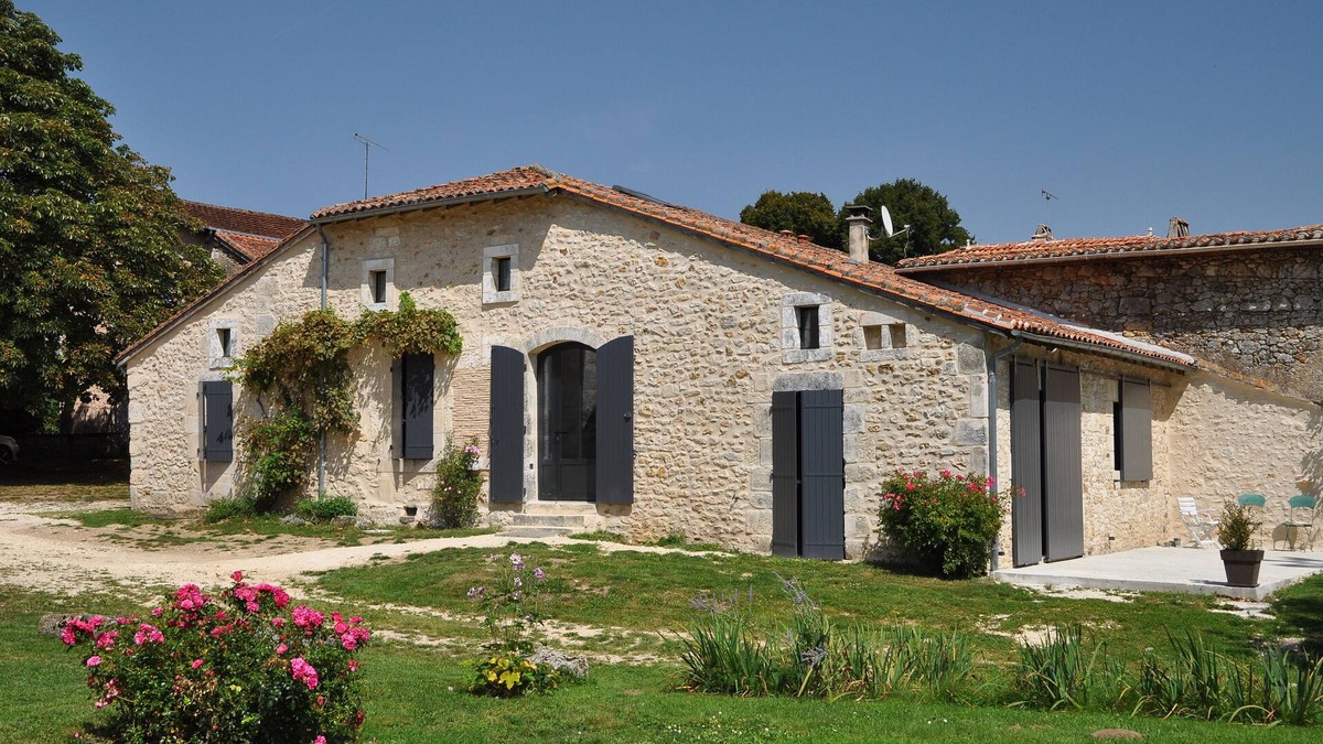 Saint-Martin-de-Fressengeas House | Les fenestrous; gite de la Baine in the countryside; Périgord vert.