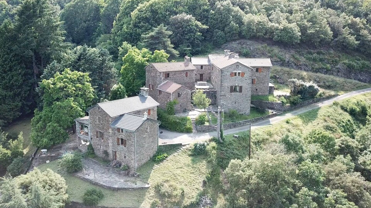 Saint-Hilaire-de-Lavit House | Les Gîtes de la Mazière - La Garde
