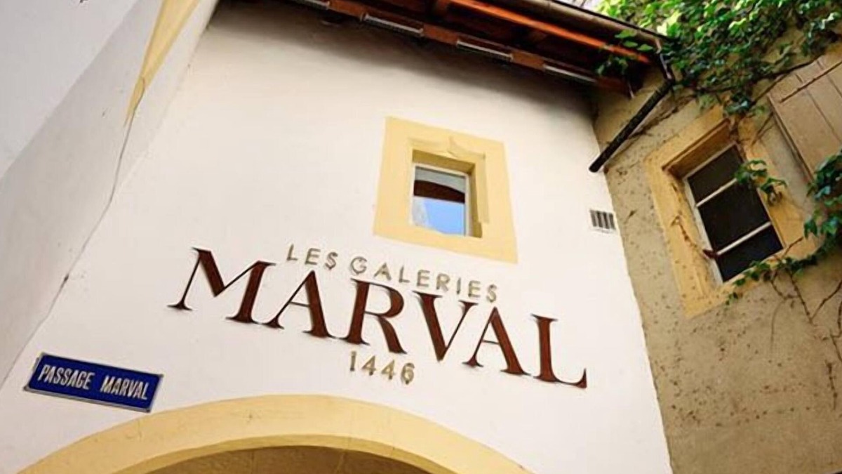 Neuchatel Hotel | Les Galeries Marval