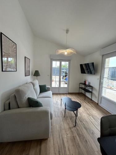 Mouy House | Les gites saint Laurent - l'élégante