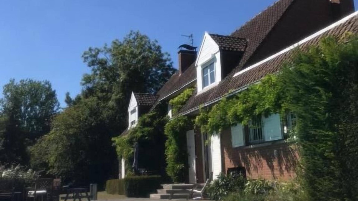 Croix Bed & Breakfast | Les Glycines