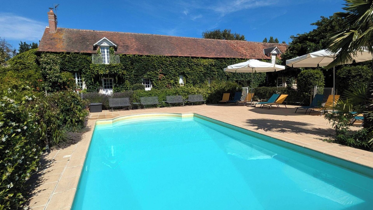 Averdon House | LES GLYCINES Joli Gîte 4 * in the Loire Valley