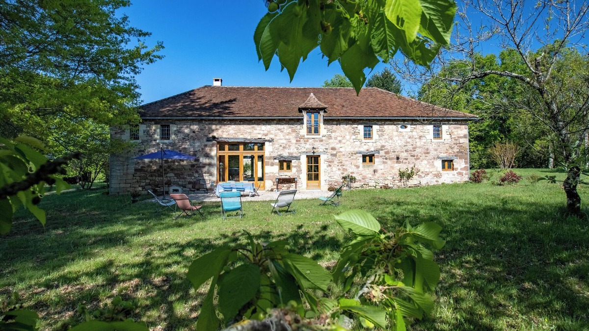 Sainte-Trie House | Les Granges de la Machardie – Cottage in Dordogne with Pool and Tennis Court