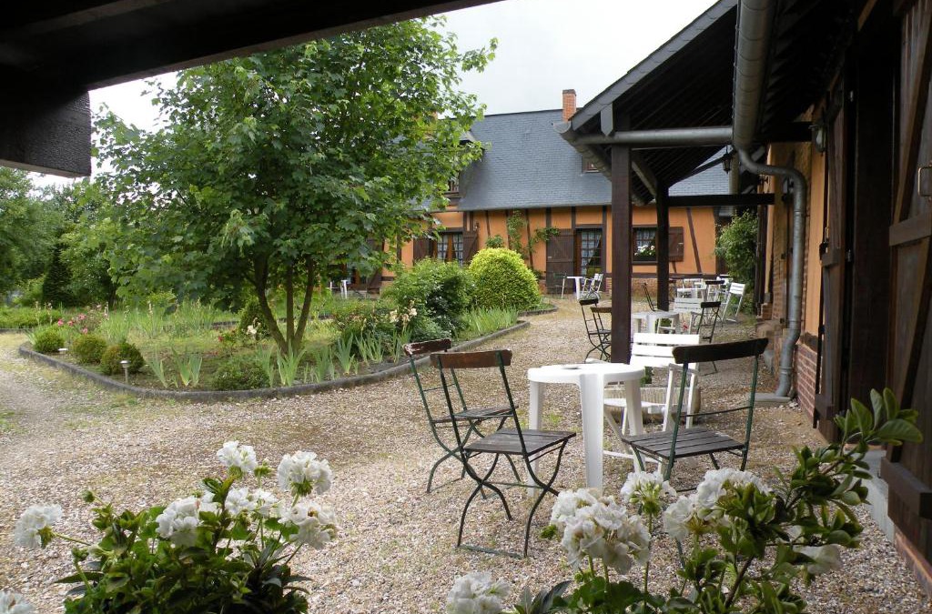 Montville House | Les Granges Du Bout De La Ville