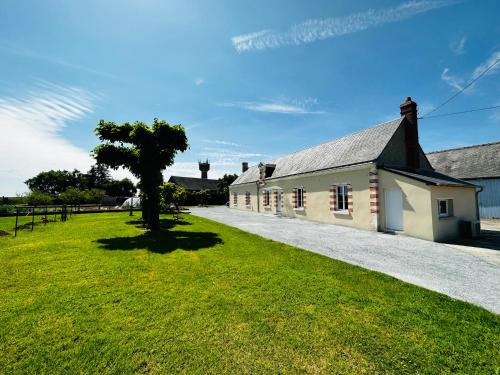 Mosnes House | Les Guernazelles