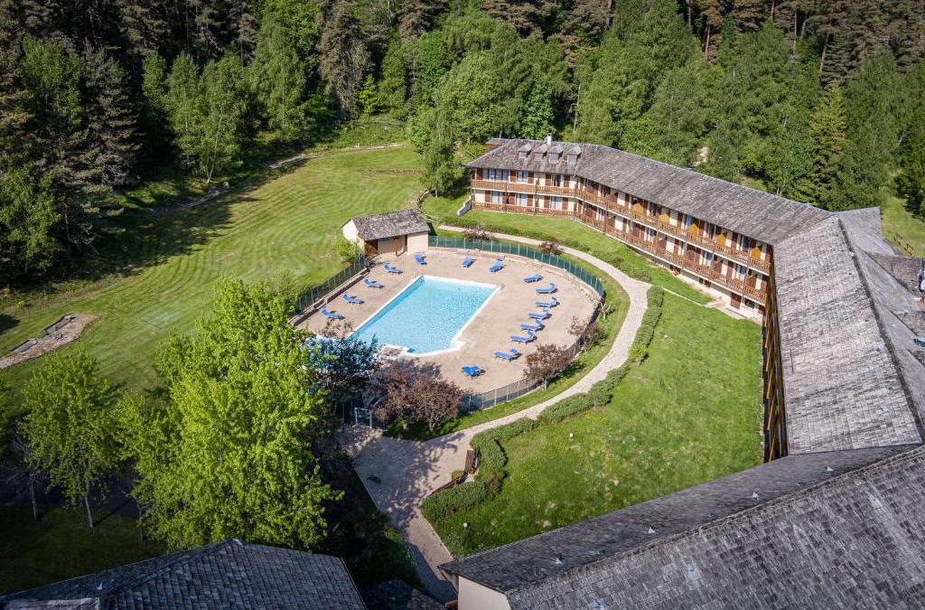 Fournels Hotel | Les Hameaux De Lozere Sure Hotel Collection by Best Western