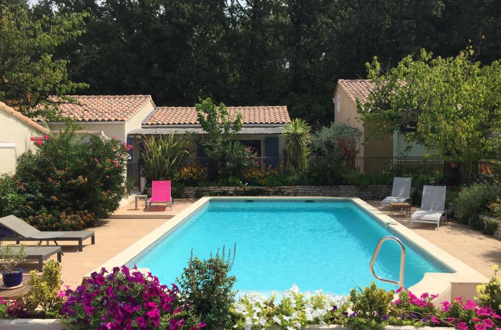 Eyragues House | Les Hauts d'Eyragues gite Rêverie Meublé classé 4 étoiles