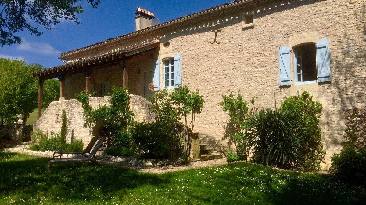 Lascabanes House | Les Hauts de Lascabanes, quiet guesthouse in Quercy Blanc