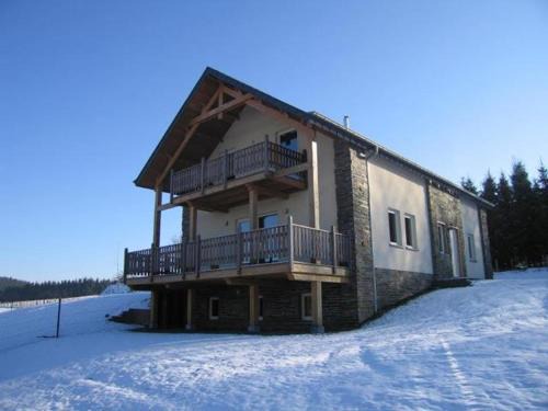 Engreux House | Les Hirondelles
