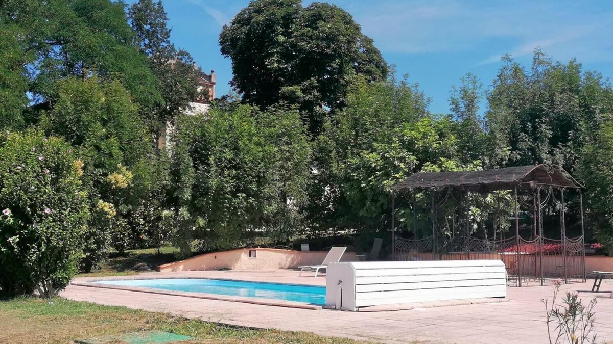 Castelsarrasin House | Les Hirondelles - domaine avec piscine