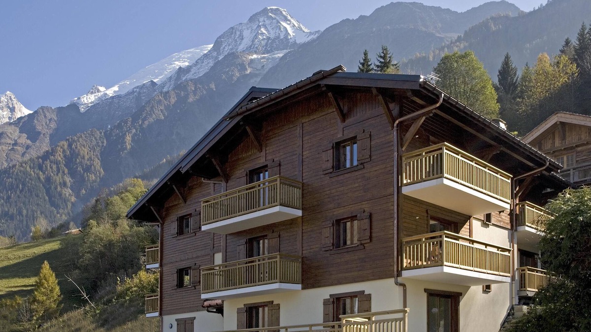 Les Houches Apartment | Les Houches Ski Apartment by lifts, ski slopes, restaurants and shops