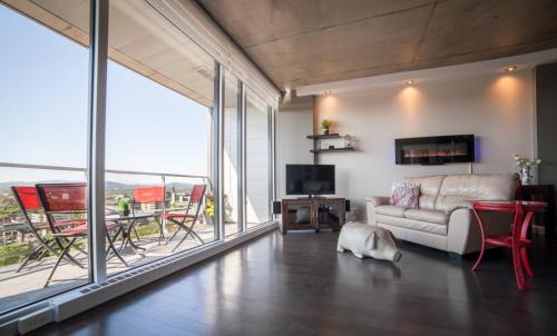 Saint-Jean-Baptiste Apartment | Les Immeubles Charlevoix - Le 760-415