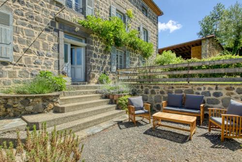 Saint-Ilpize Bed & Breakfast | Les Jardins d'Anna - Chambres d'hôtes