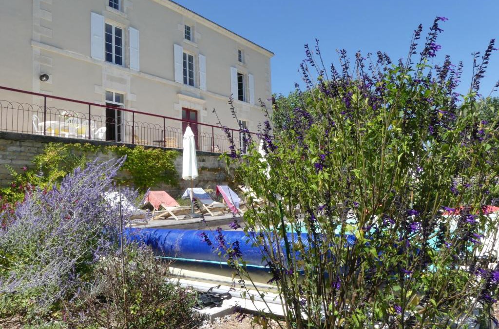 Xanton House | Les Jardins de Xanton