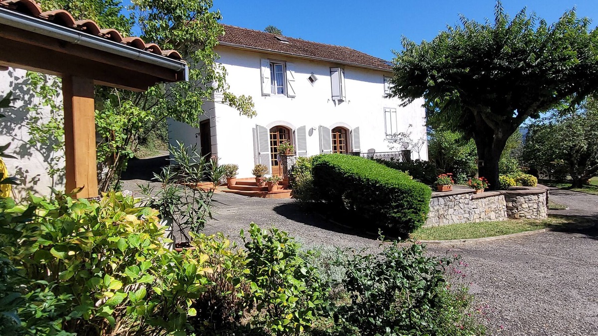 Sengouagnet House | Les Laurensias, Maison de Charme at the foot of the Cagire, in the Haut - Garonnais.