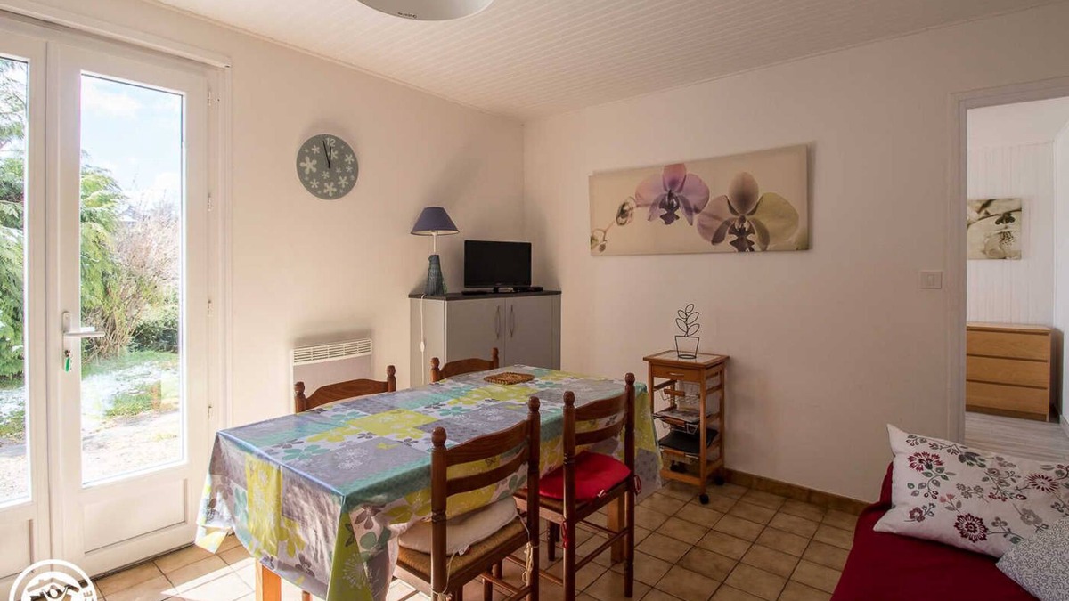 Besse-en-Chandesse House | Les Lilas - Besse-et-saint-anastaise