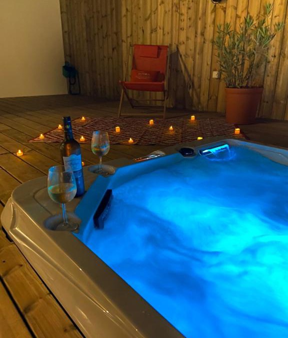 Chaillevette Hotel | LES LODGES DU QUEREUX