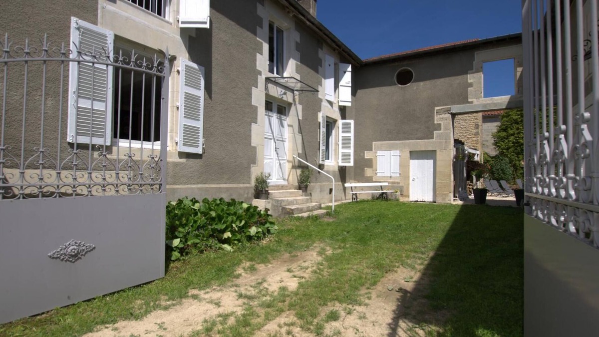 Arrentieres House | Les Loulous - Arrentieres