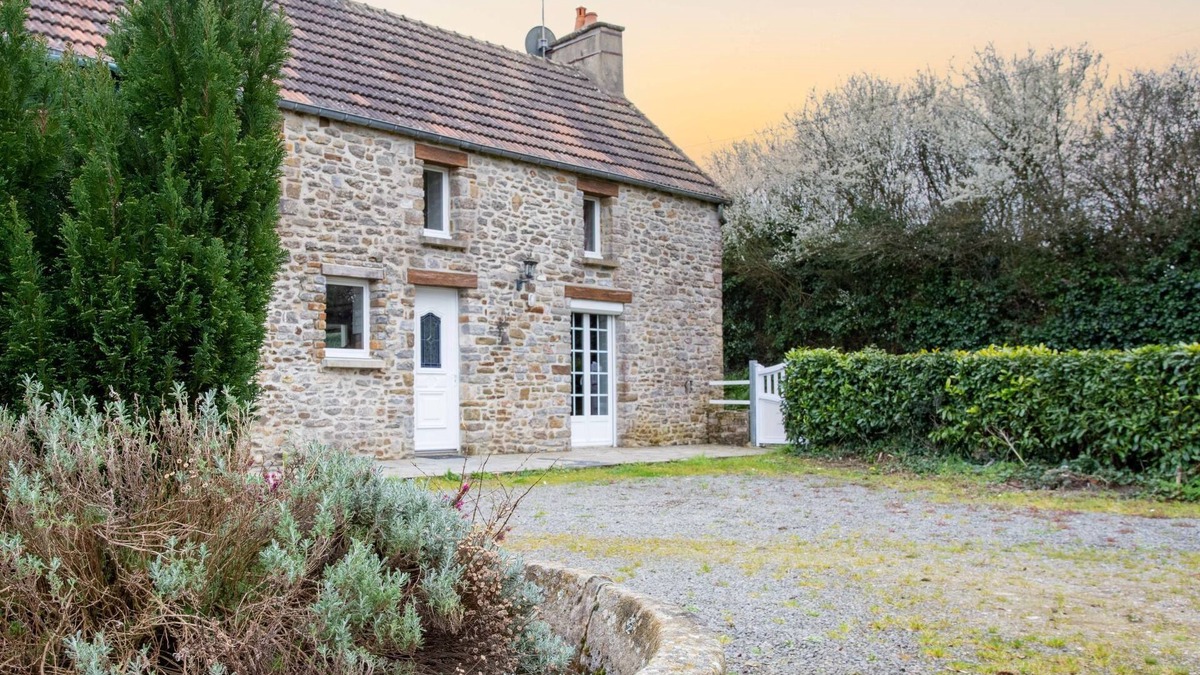 Saint-Lo-d'Ourville House | Les Mésanges by Interhome