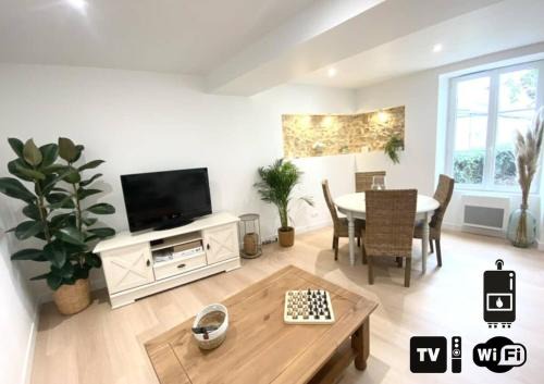 Champigne House | "Les Magnolias" Charmante maison de 4 chambres au coeur des Châteaux de la Loire