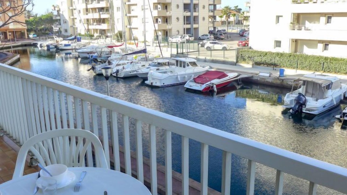 Le Port Apartment | Les Marines de Port Canet by Interhome
