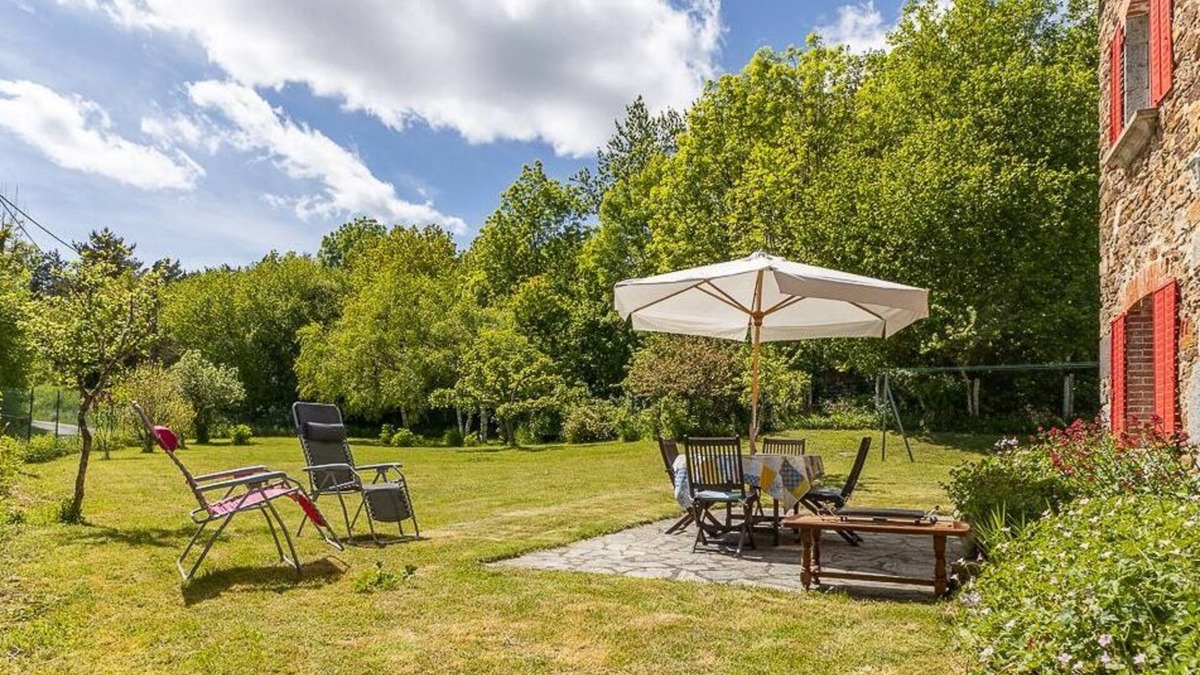 Saint-Alyre-d'Arlanc House | Les Myrtilles - Saint-alyre-d'arlanc