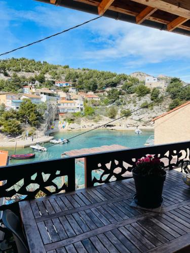 Calanque de Morgiou Bed & Breakfast | Les nuits d'été Niolon