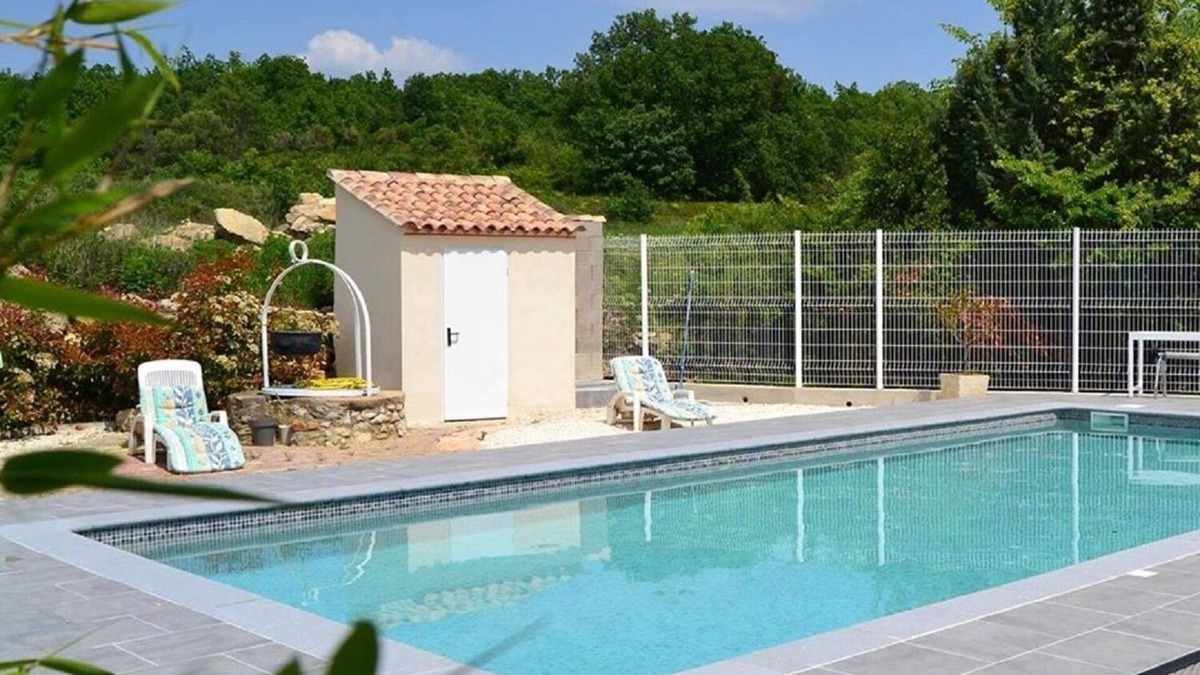 Saint-Dezery Apartment | Les Olivettes - Gite Nature