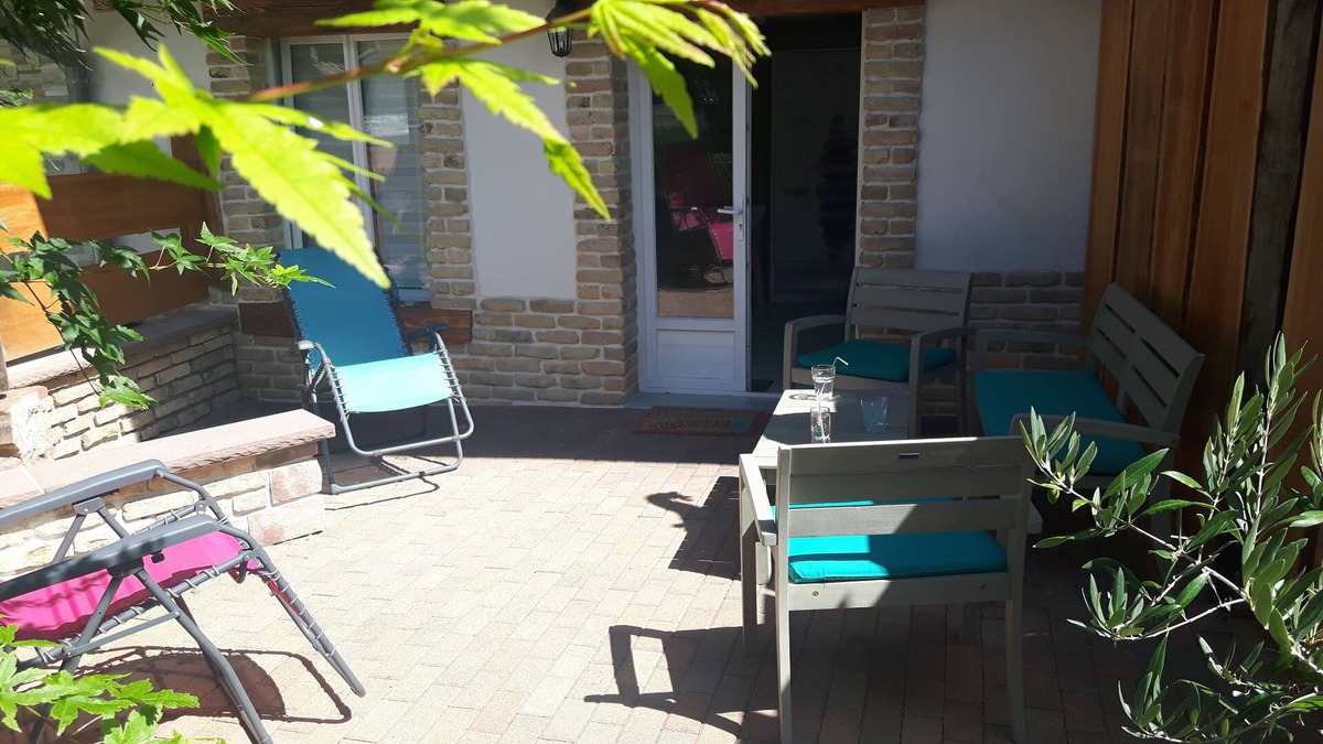 Brumath Apartment | "Les Oliviers" charming studio at 15 min. Of Strasbourg