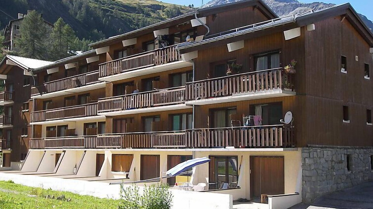 Les Boisses Apartment | Les Olympiques (Tignes 1800) by Interhome