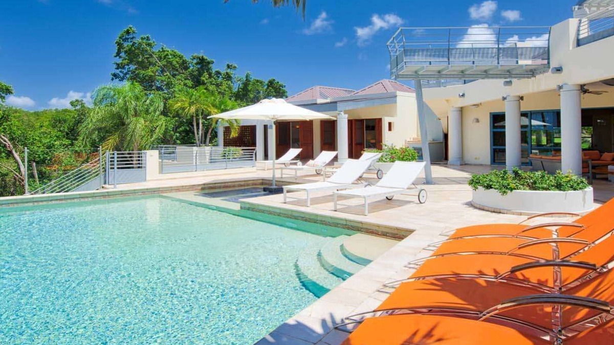 Plum Bay Villa | Les Palmiers Bleus (3/5 Rooms)