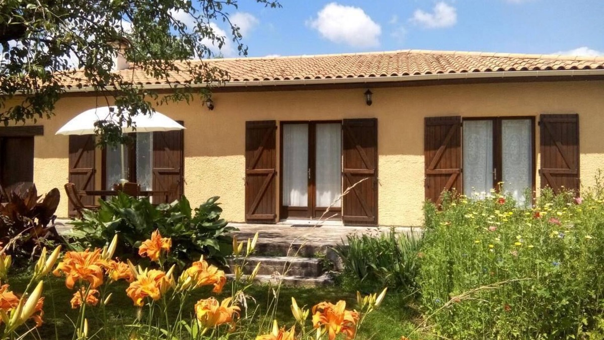 Pujols House | Les Pampres - Pujols