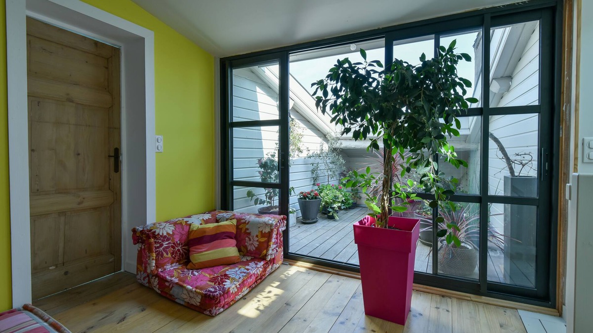 Montbrison House | Les Parfums de Madeleine