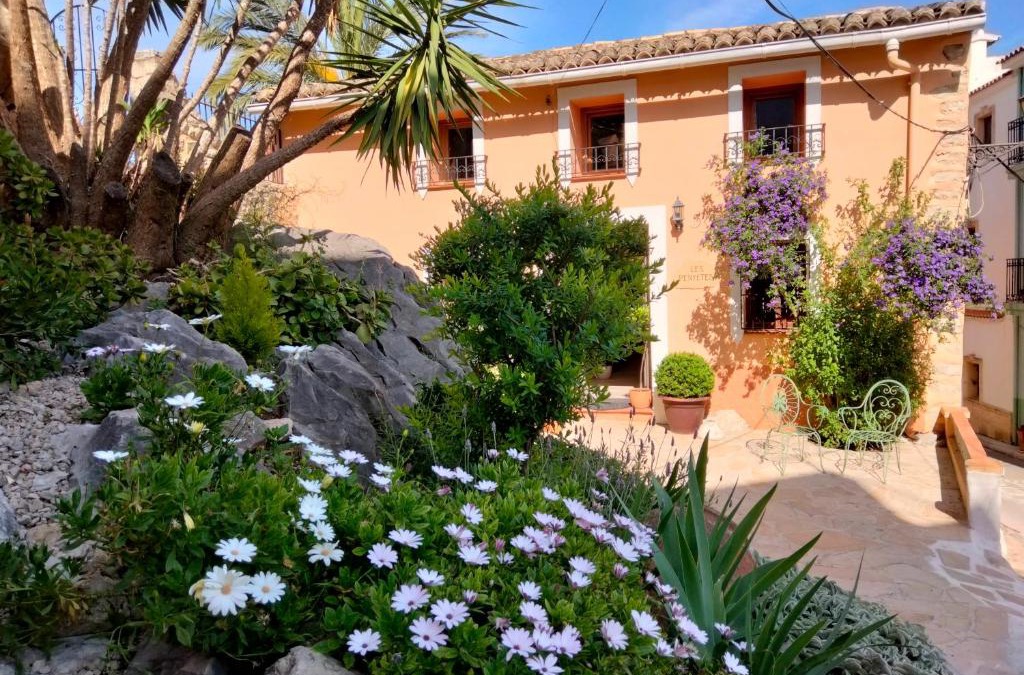 La Vall de Laguar Bed & Breakfast | Les Penyetes Boutique Bed and Breakfast