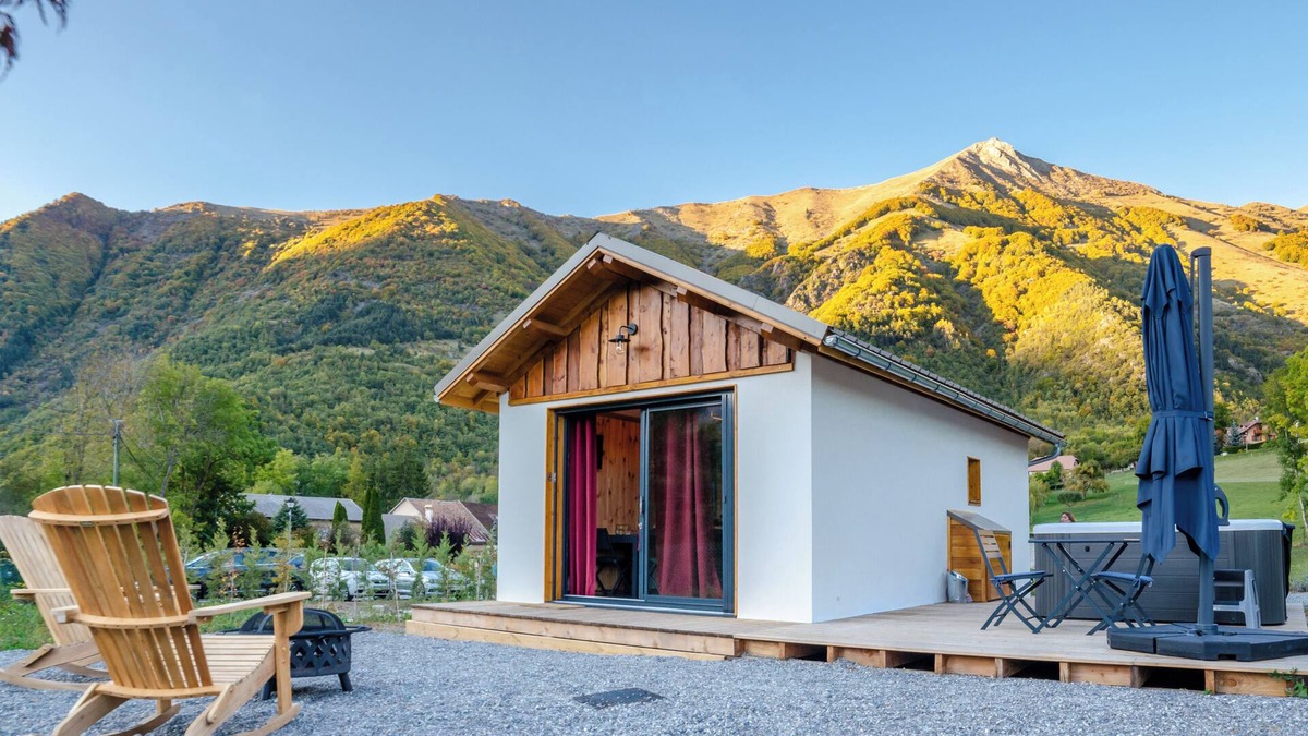 Aspres-les-Corps Ski Chalet | Les Petits Ecrins Avec Spas Privatifs
